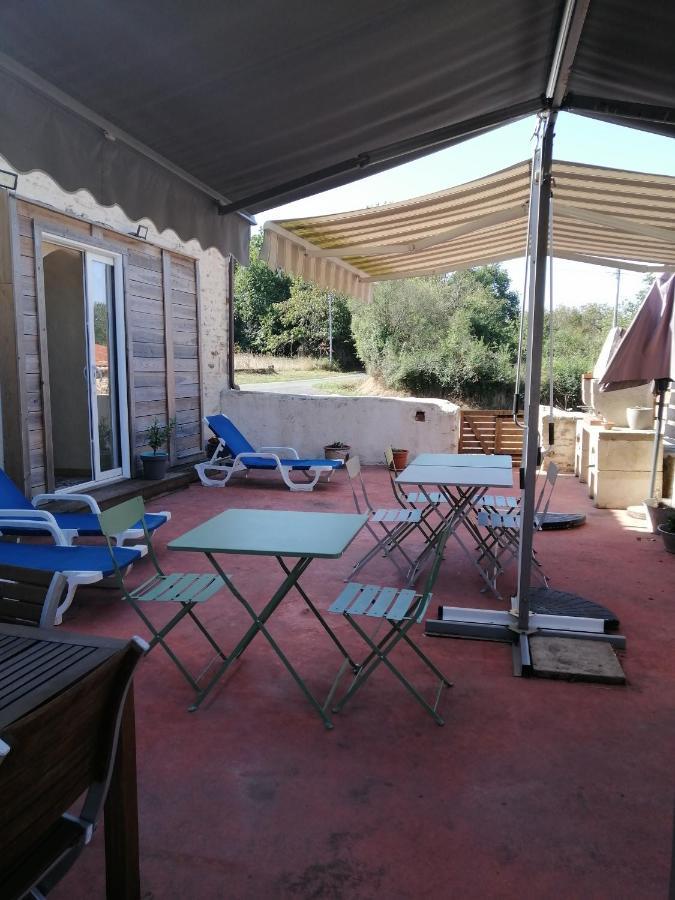 Chambres D'Hotes "La Source" Mareuil-sur-Lay Buitenkant foto