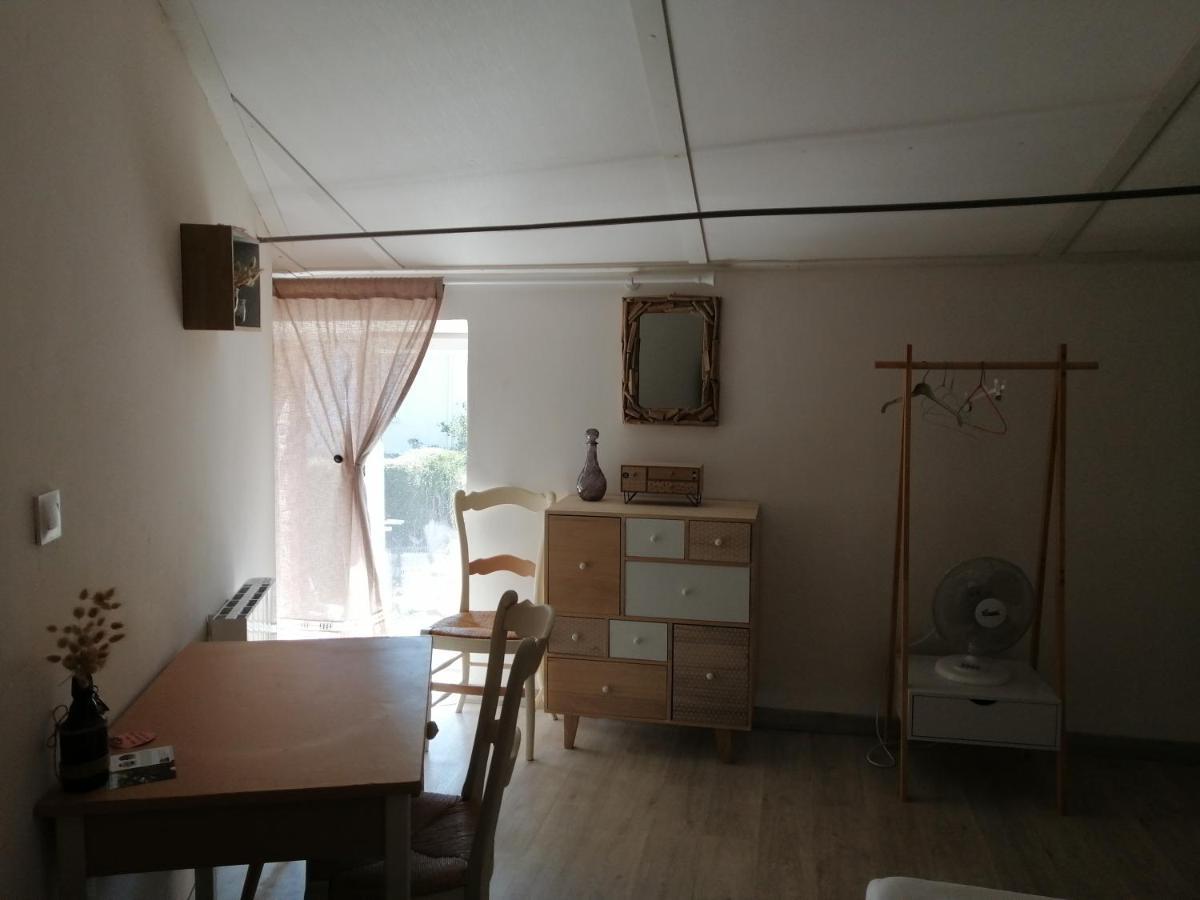 Chambres D'Hotes "La Source" Mareuil-sur-Lay Buitenkant foto